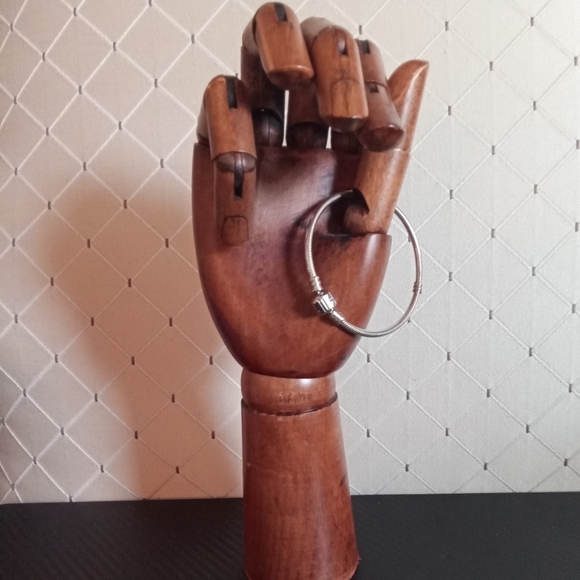 PANDORA BRACELET - Picture 2 of 3